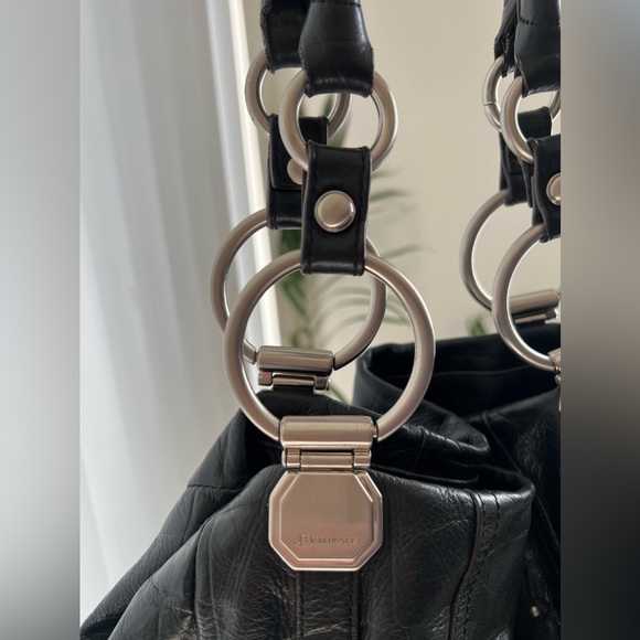 B. Makowski Large Leather Shoulder Bag - Picture 3 of 6